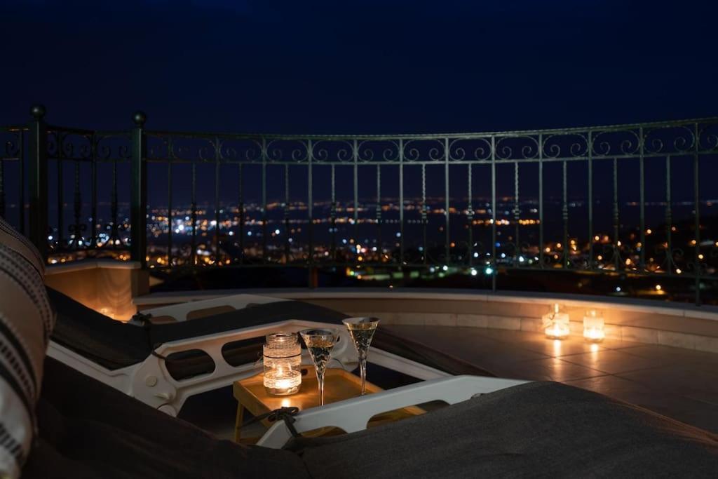 Amazing View With Huge Balcony Apartment Veria  Exterior photo