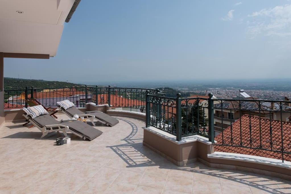 Amazing View With Huge Balcony Apartment Veria  Exterior photo